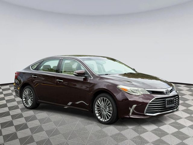 2016 Toyota Avalon Limited FWD photo