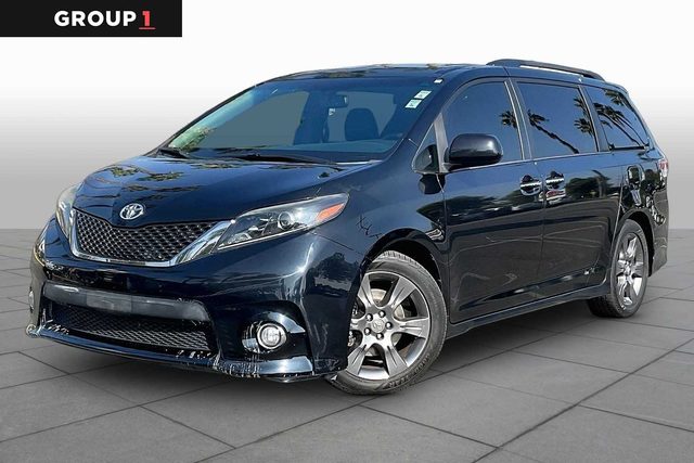 2015 Toyota Sienna SE Premium FWD photo
