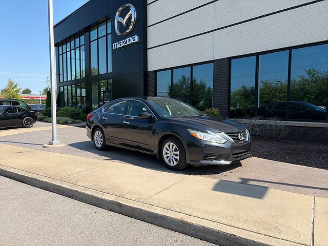 2016 Nissan Altima 2.5 S FWD photo