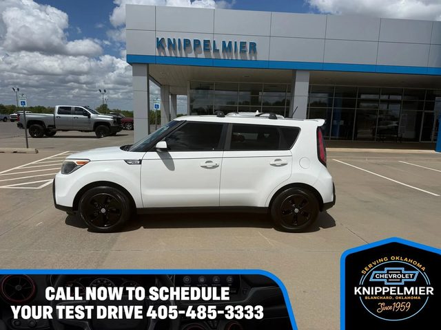 2016 Kia Soul Base FWD photo