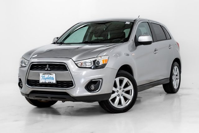 2015 Mitsubishi Outlander Sport ES FWD photo