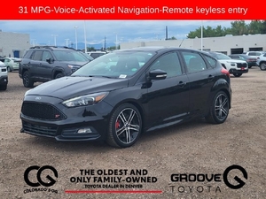 2016 Ford Focus ST FWD photo