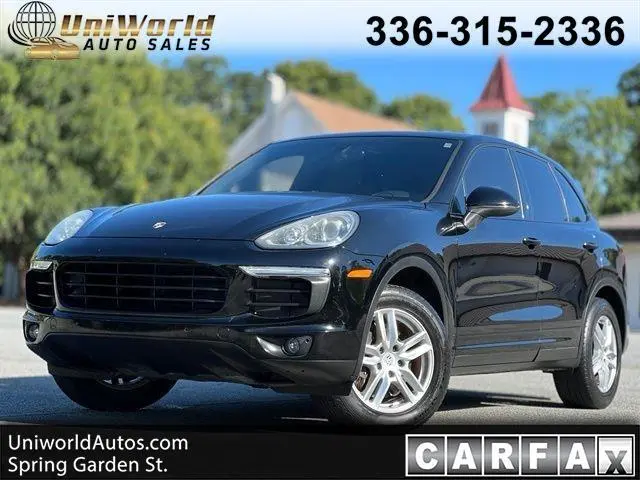 2016 Porsche Cayenne  AWD photo