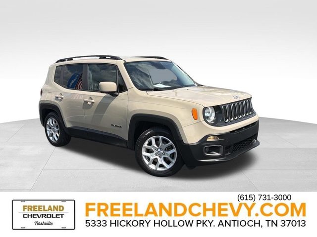2016 Jeep Renegade Latitude FWD photo