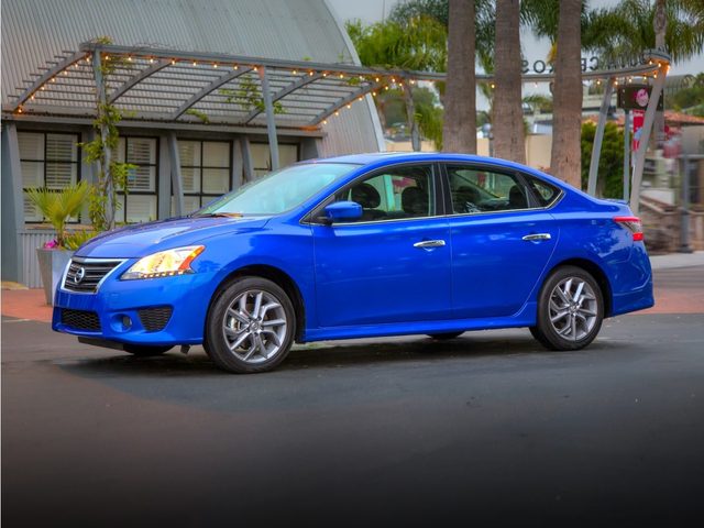2015 Nissan Sentra SR FWD photo