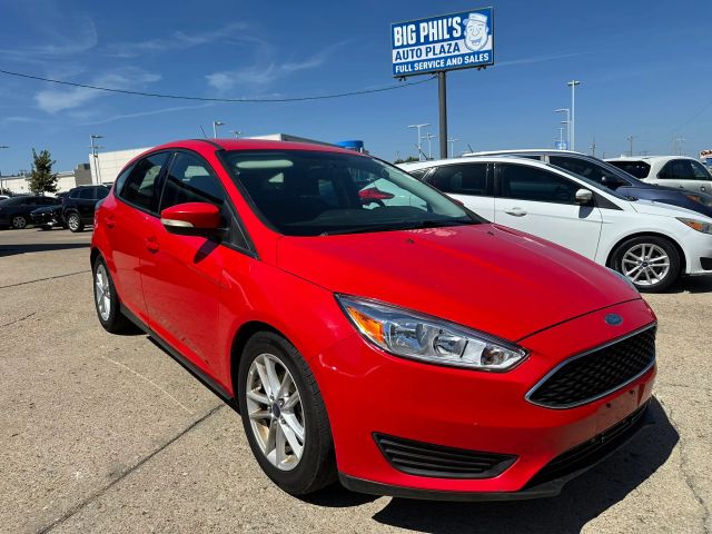 2016 Ford Focus SE FWD photo