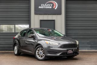 2016 Ford Focus SE FWD photo