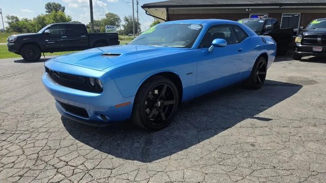 2016 Dodge Challenger R/T Plus RWD photo