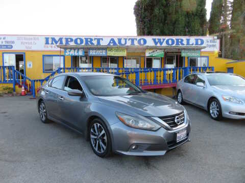 2016 Nissan Altima 2.5 SR FWD photo