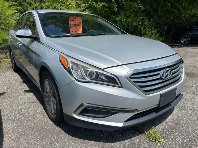2015 Hyundai Sonata 2.4L SE FWD photo