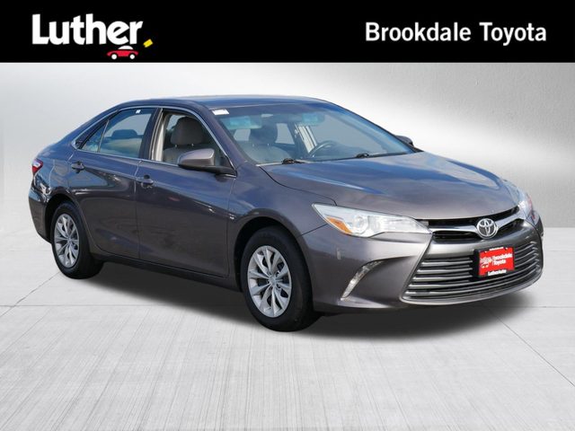 2016 Toyota Camry LE FWD photo