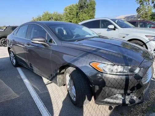 2015 Ford Fusion SE FWD photo