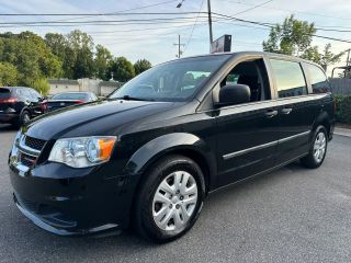 2016 Dodge Grand Caravan American Value Pkg FWD photo