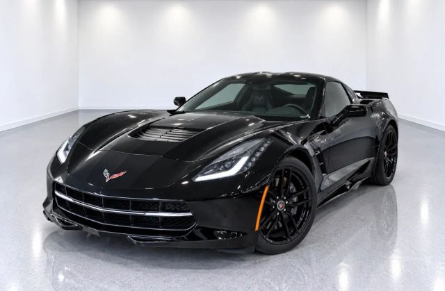 2016 Chevrolet Corvette 2LT RWD photo