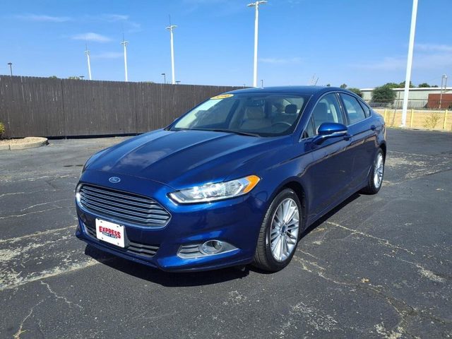 2016 Ford Fusion SE FWD photo
