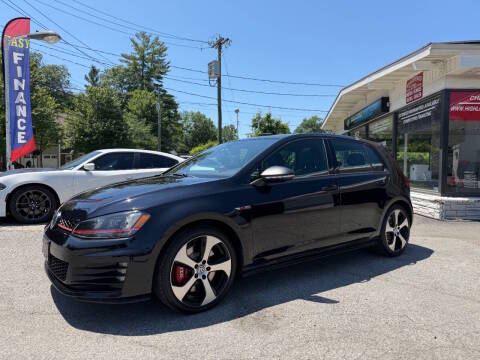 2016 Volkswagen Golf GTI SE w/Performance Pkg FWD photo