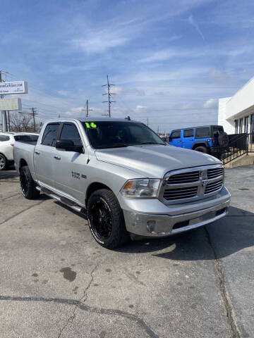 2016 Ram 1500 Big Horn 4WD photo