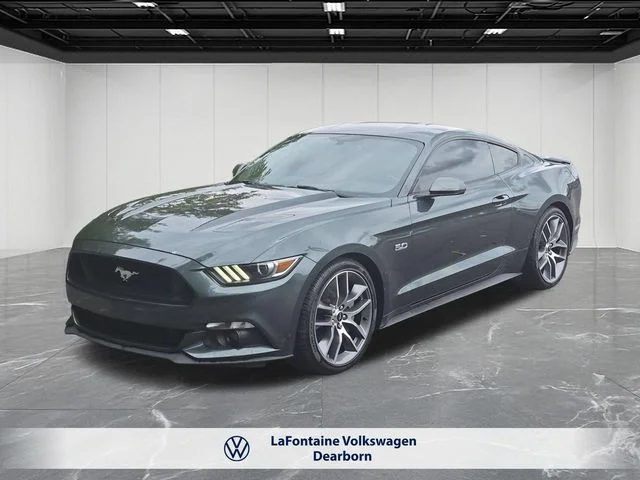 2016 Ford Mustang GT Premium RWD photo