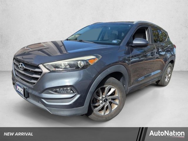 2016 Hyundai Tucson SE AWD photo