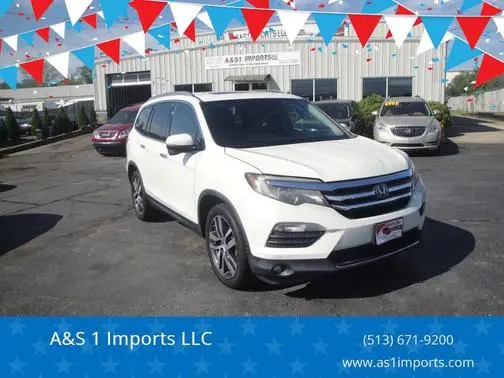 2016 Honda Pilot Touring AWD photo