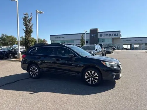 2016 Subaru Outback 3.6R Limited AWD photo