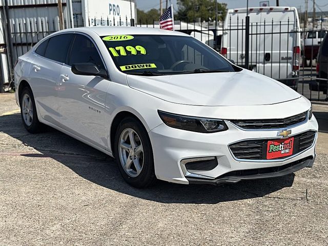 2016 Chevrolet Malibu LS FWD photo