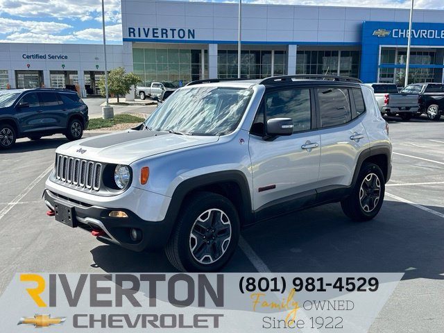 2016 Jeep Renegade Trailhawk 4WD photo