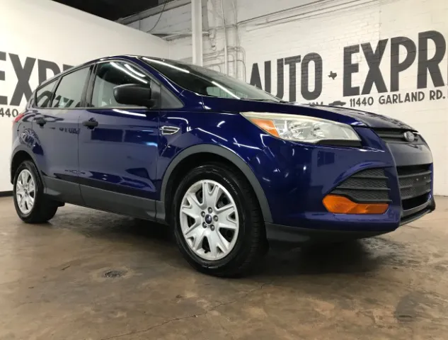 2016 Ford Escape S FWD photo