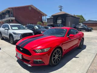 2016 Ford Mustang EcoBoost RWD photo