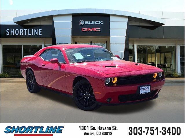 2016 Dodge Challenger SXT RWD photo