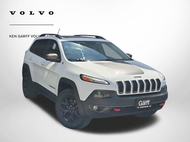 2016 Jeep Cherokee Trailhawk 4WD photo