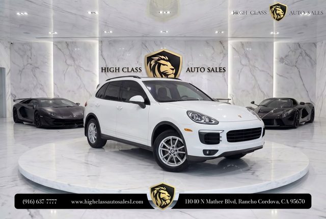 2016 Porsche Cayenne  AWD photo