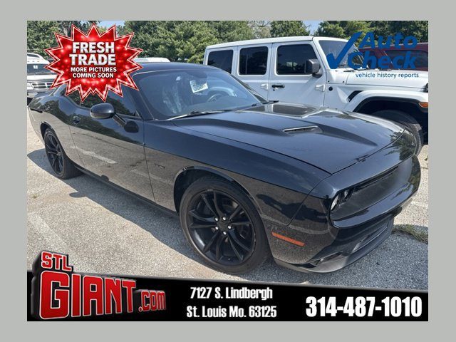 2016 Dodge Challenger R/T Plus RWD photo