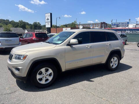 2015 Jeep Grand Cherokee Laredo RWD photo