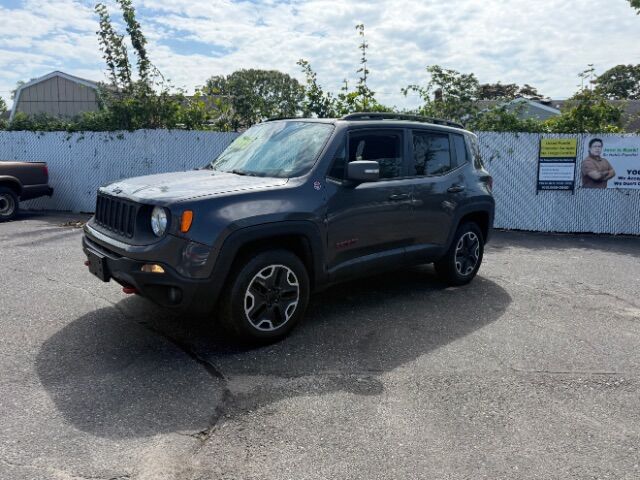 2016 Jeep Renegade Trailhawk 4WD photo