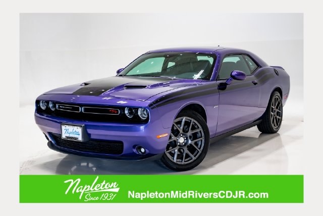 2016 Dodge Challenger R/T Plus RWD photo
