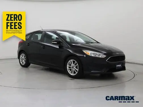 2016 Ford Focus SE FWD photo