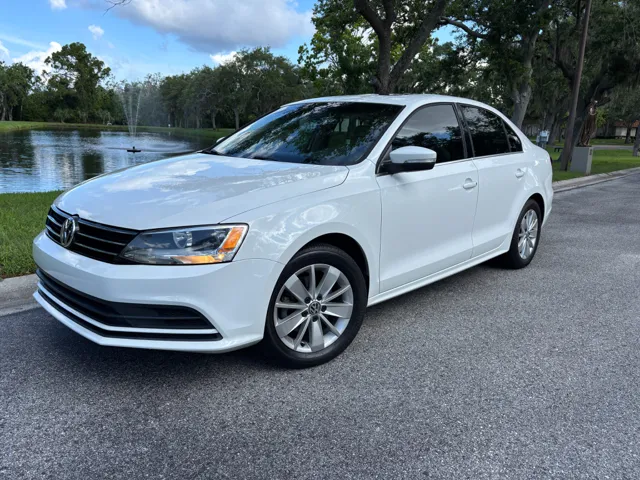 2016 Volkswagen Jetta 1.4T SE w/Connectivity FWD photo
