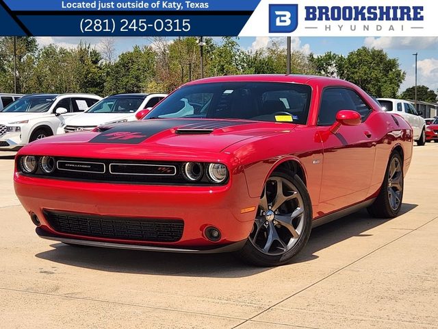 2016 Dodge Challenger R/T Plus RWD photo