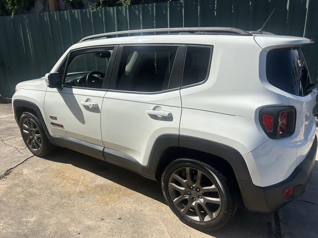 2016 Jeep Renegade 75th Anniversary FWD photo