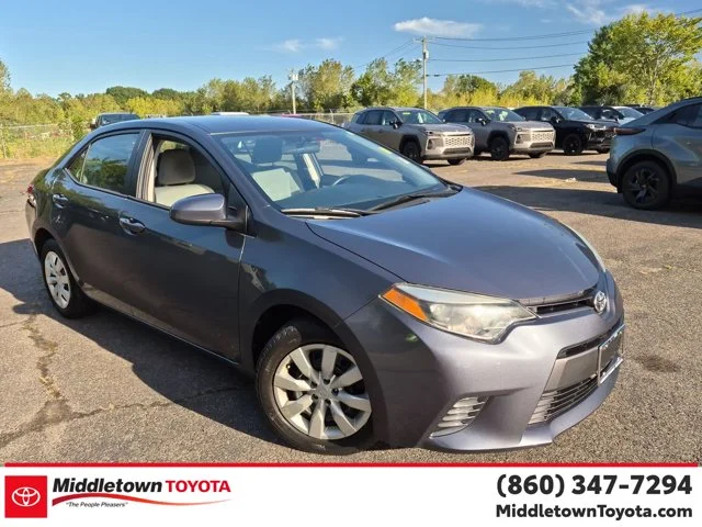 2016 Toyota Corolla LE FWD photo