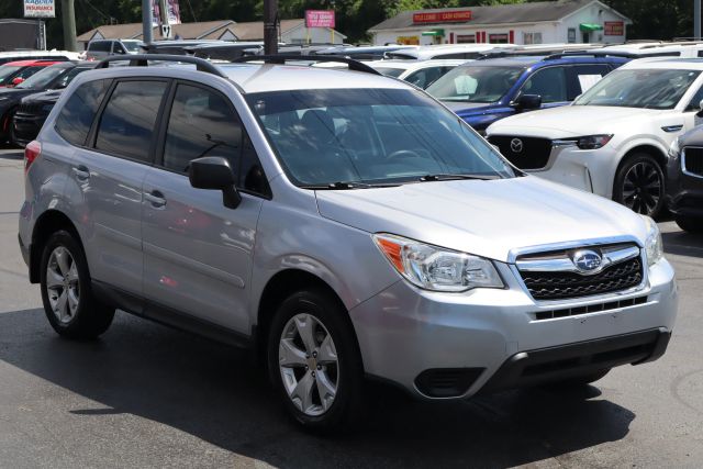2016 Subaru Forester 2.5i AWD photo
