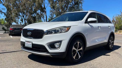 2016 Kia Sorento EX FWD photo