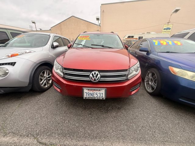 2016 Volkswagen Tiguan S FWD photo