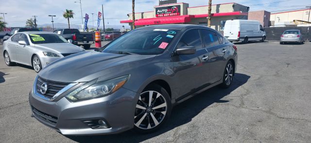 2016 Nissan Altima 3.5 SR FWD photo