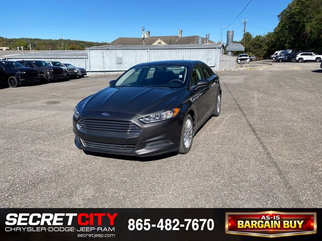 2016 Ford Fusion S FWD photo