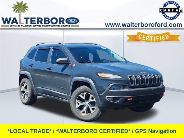 2016 Jeep Cherokee Trailhawk 4WD photo