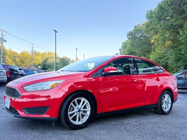2016 Ford Focus SE FWD photo