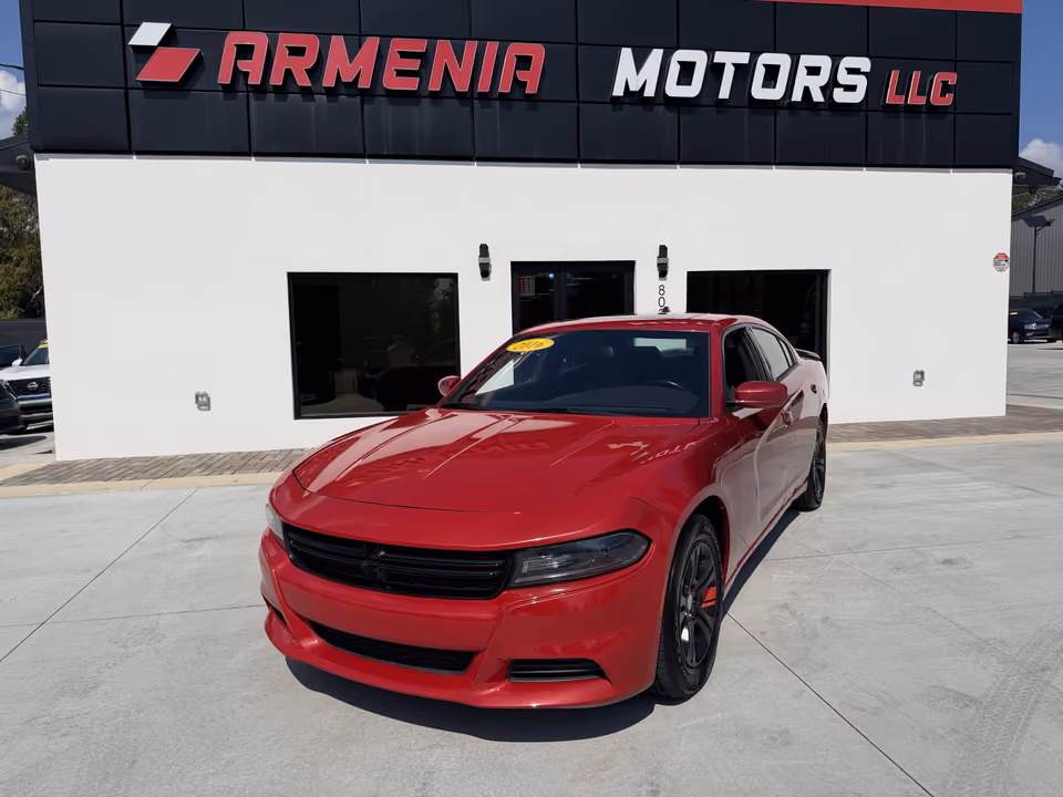 2016 Dodge Charger SE RWD photo