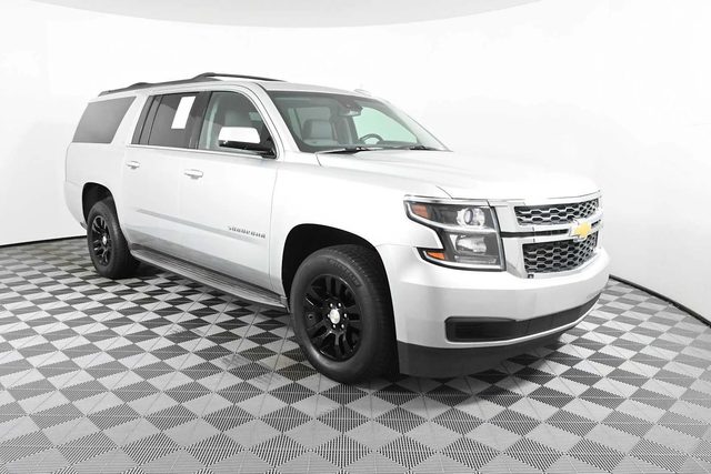 2016 Chevrolet Suburban LT RWD photo